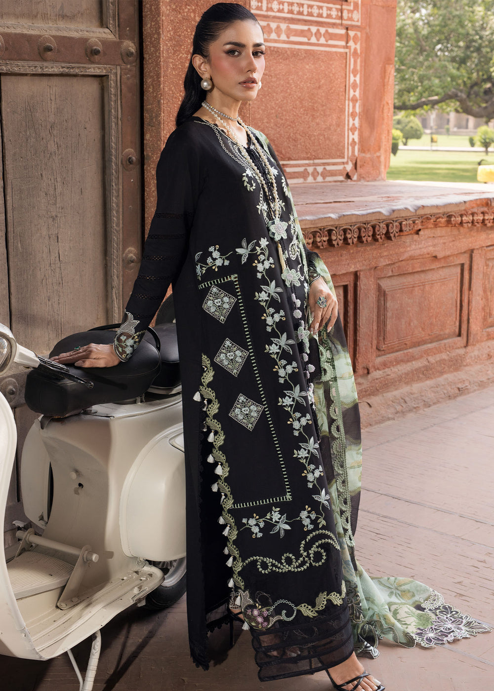 Saira Shakira | Bloom Lawn | ELISE 1A - by Libayah - Registered Vendor of : Saira Rizwan - 100% Original Designer Dress