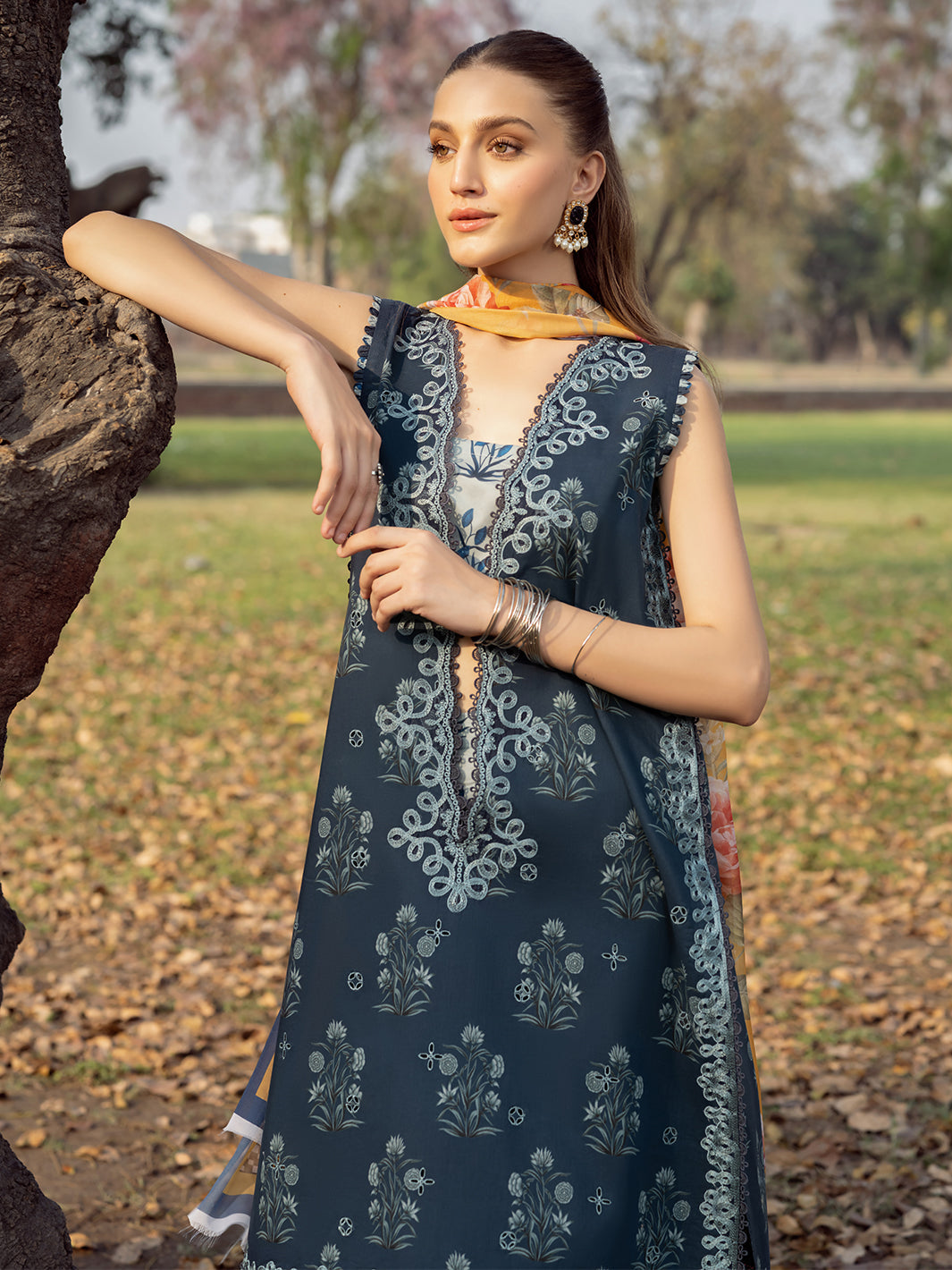 Bin Ilyas | Naqsh Naaz Luxury Lawn 25 | 2082 - B by Bin Ilyas - Designer Dress - Type: Ladies Clothes - Available at Libayah - 100% Original