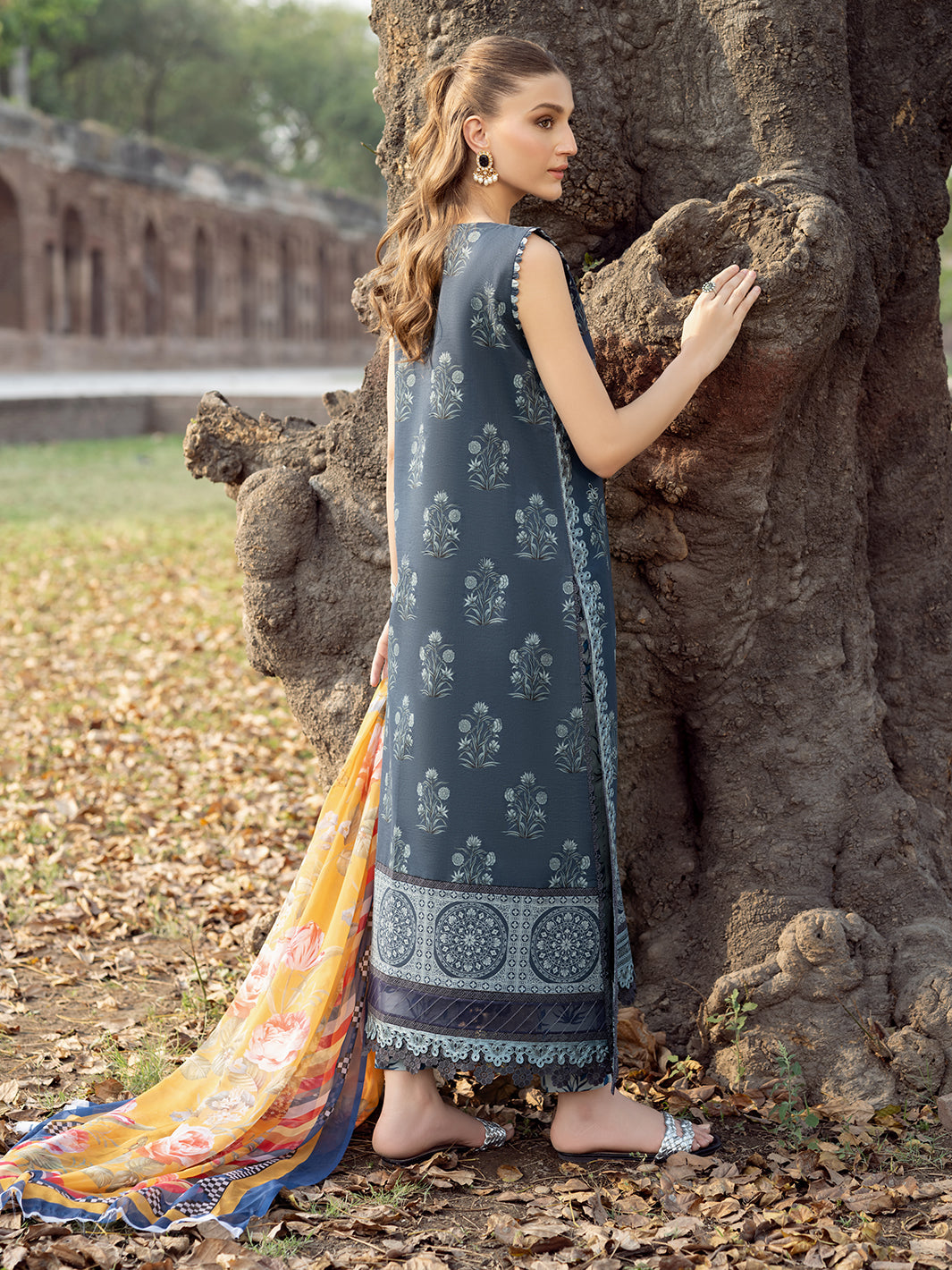 Bin Ilyas | Naqsh Naaz Luxury Lawn 25 | 2082 - B by Bin Ilyas - Designer Dress - Type: Ladies Clothes - Available at Libayah - 100% Original