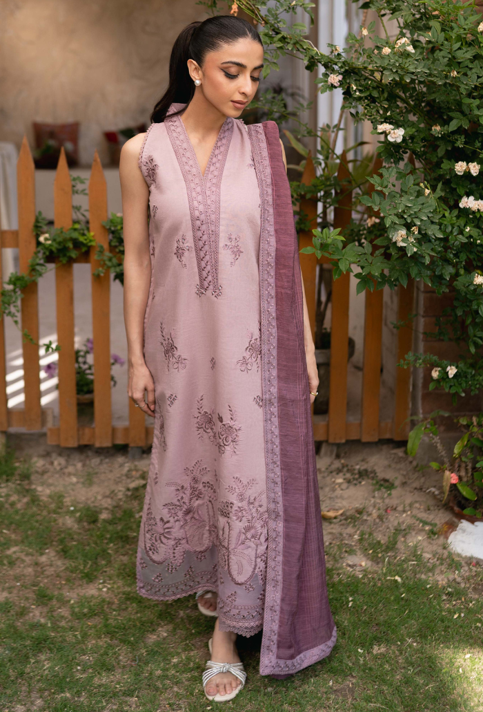 Humdum | Mirha Lawn 25 | Mirha - D10 by Humdum - Designer Dress - Type: Ladies Clothes - Available at Libayah - 100% Original