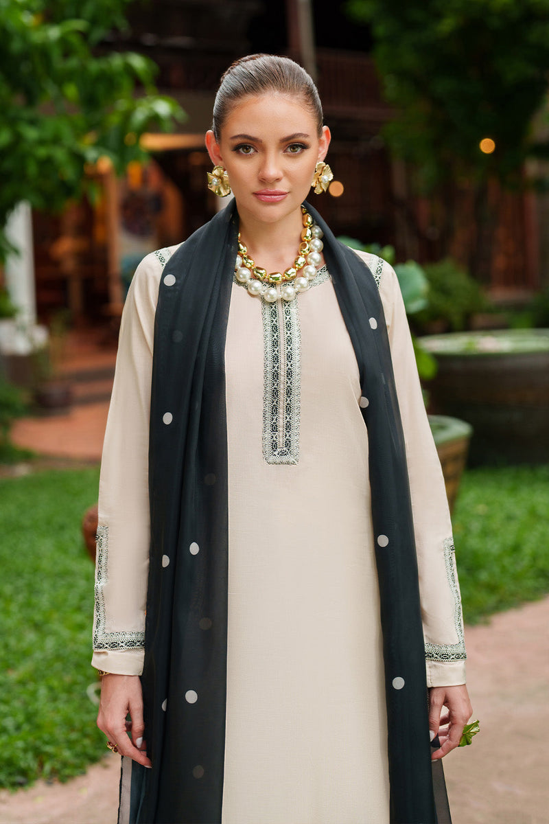 Iznik | lawn 26 | UE-515 by Iznik - Designer Dress  - Type : Ladies Clothes - Available at Libayah - 100% Original 