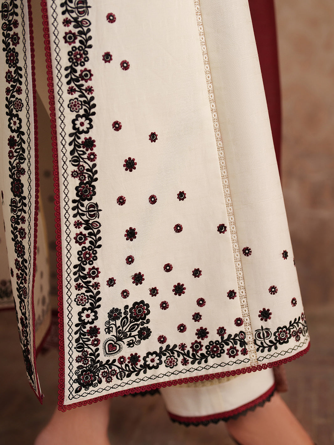 Binilyas | Suroor Eid Pret 26 |245-A - Designer Dress - Type : Ladies Clothes - Available at Libayah - 100% Original