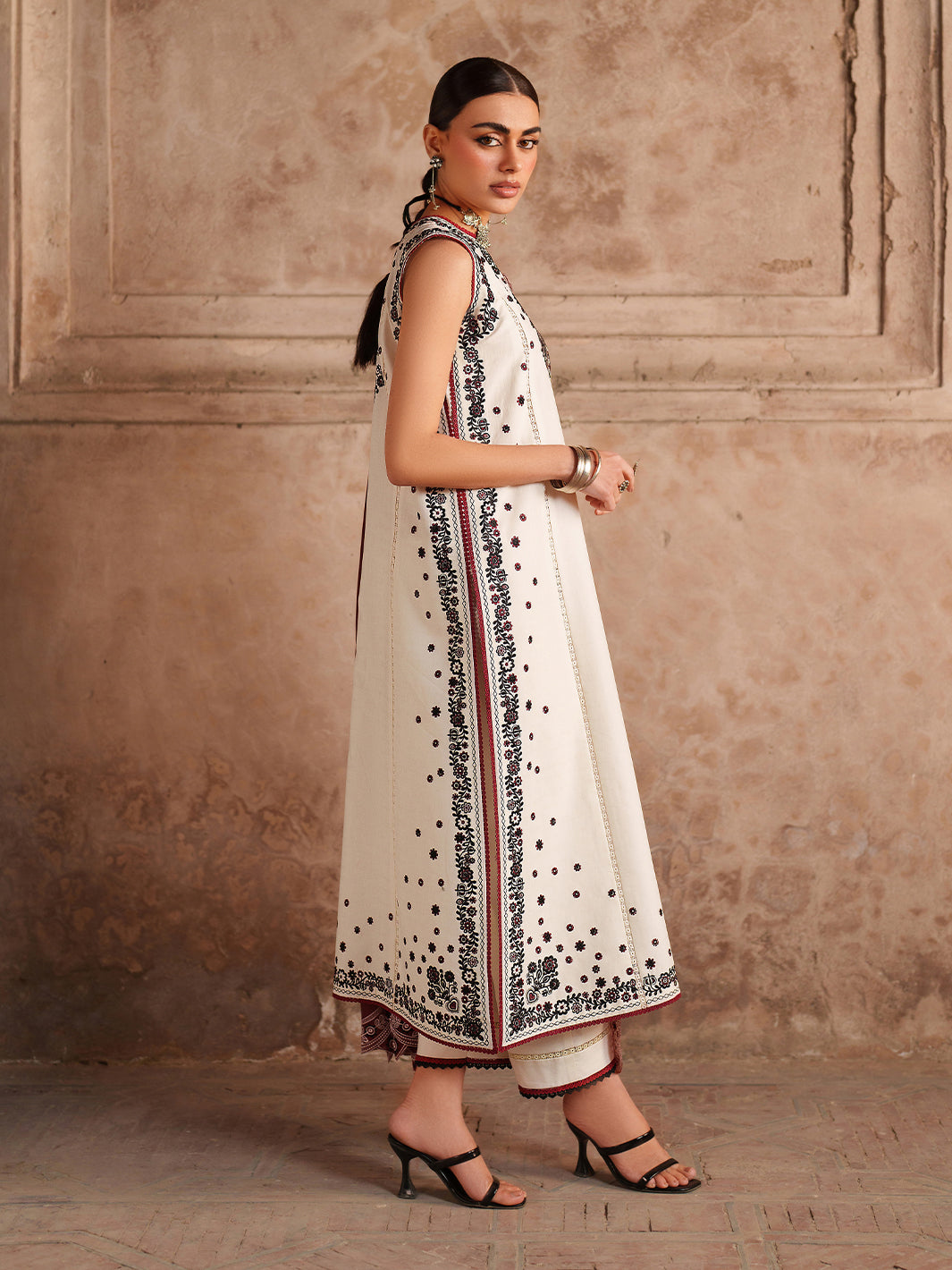Binilyas | Suroor Eid Pret 26 |245-A - Designer Dress - Type : Ladies Clothes - Available at Libayah - 100% Original