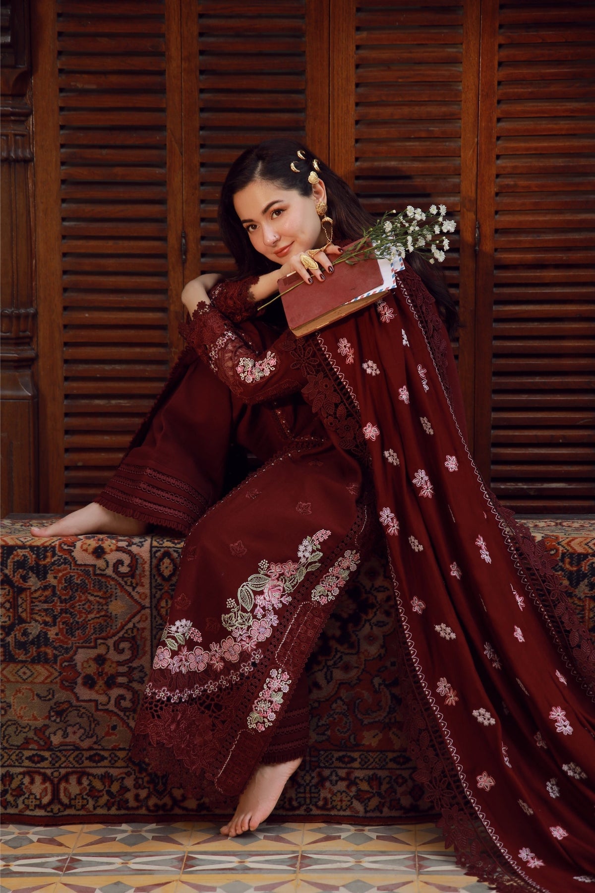 Maryam Hussain | Winter Shawl 25 | Taali by Maryam Hussain - Designer Dress - Type : Ladies Clothes - Available at Libayah - 100% Original 