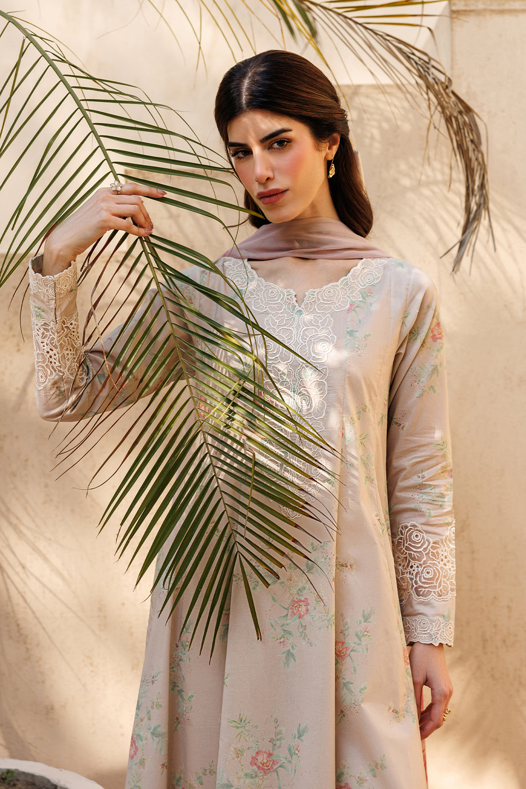 Iznik | Printed Lawn 26 | UE-673 Printed Lawn by Iznik - Designer Dress  - Type : Ladies Clothes - Available at Libayah - 100% Original 