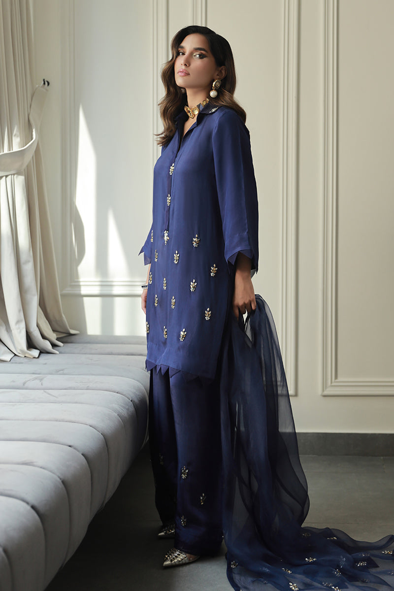 Wardha Saleem | Luxury Pret Traditional Wear | AMAVI by Wardha Saleem - Designer Dress - Type: Ladies Clothes - Available at Libayah - 100% Original