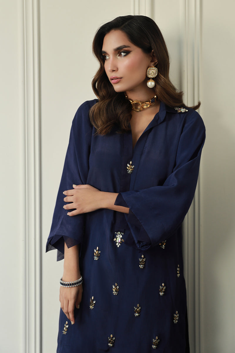 Wardha Saleem | Luxury Pret Traditional Wear | AMAVI by Wardha Saleem - Designer Dress - Type: Ladies Clothes - Available at Libayah - 100% Original