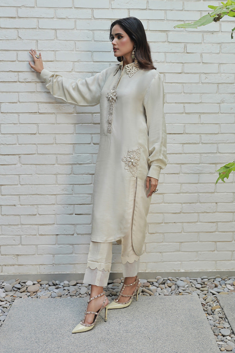 Wardha Saleem | Luxury Pret Traditional Wear | MIA by Wardha Saleem - Designer Dress - Type: Ladies Clothes - Available at Libayah - 100% Original