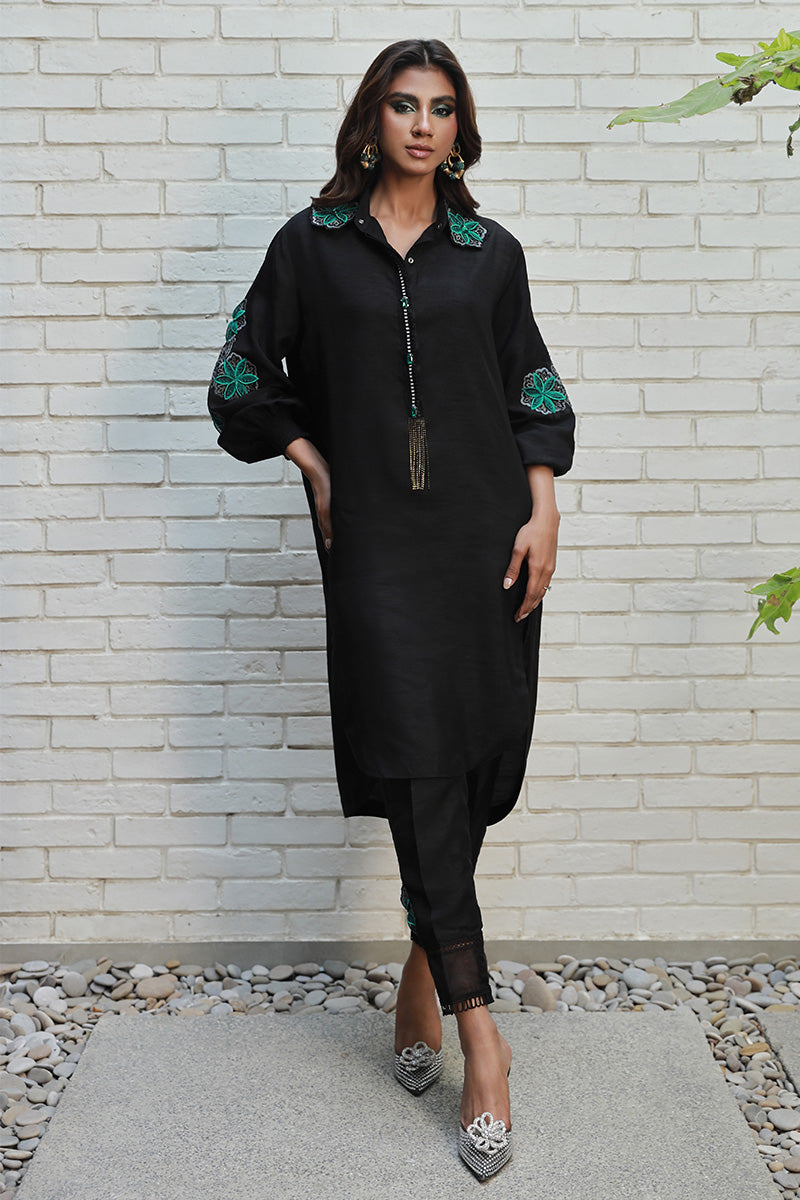 Wardha Saleem | Luxury Pret Traditional Wear | NOYA by Wardha Saleem - Designer Dress - Type: Ladies Clothes - Available at Libayah - 100% Original