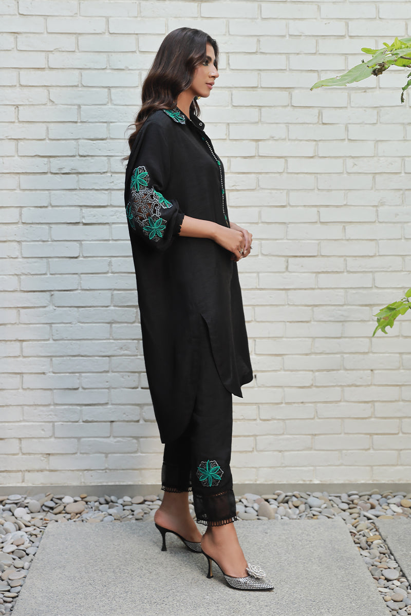 Wardha Saleem | Luxury Pret Traditional Wear | NOYA by Wardha Saleem - Designer Dress - Type: Ladies Clothes - Available at Libayah - 100% Original