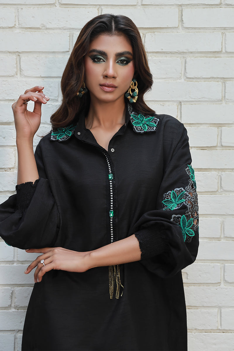 Wardha Saleem | Luxury Pret Traditional Wear | NOYA by Wardha Saleem - Designer Dress - Type: Ladies Clothes - Available at Libayah - 100% Original