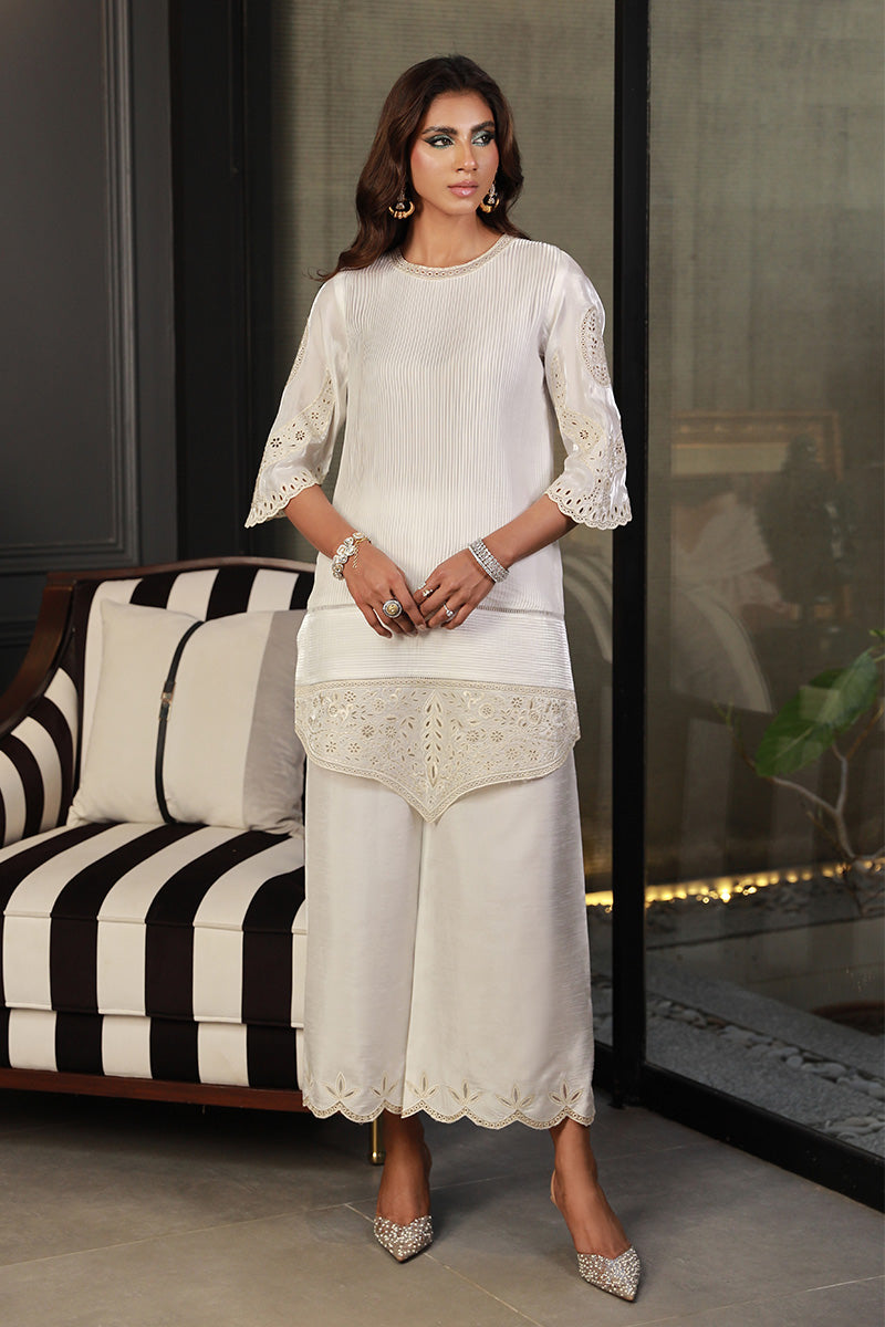 Wardha Saleem | Luxury Pret Traditional Wear | DALE by Wardha Saleem - Designer Dress - Type: Ladies Clothes - Available at Libayah - 100% Original