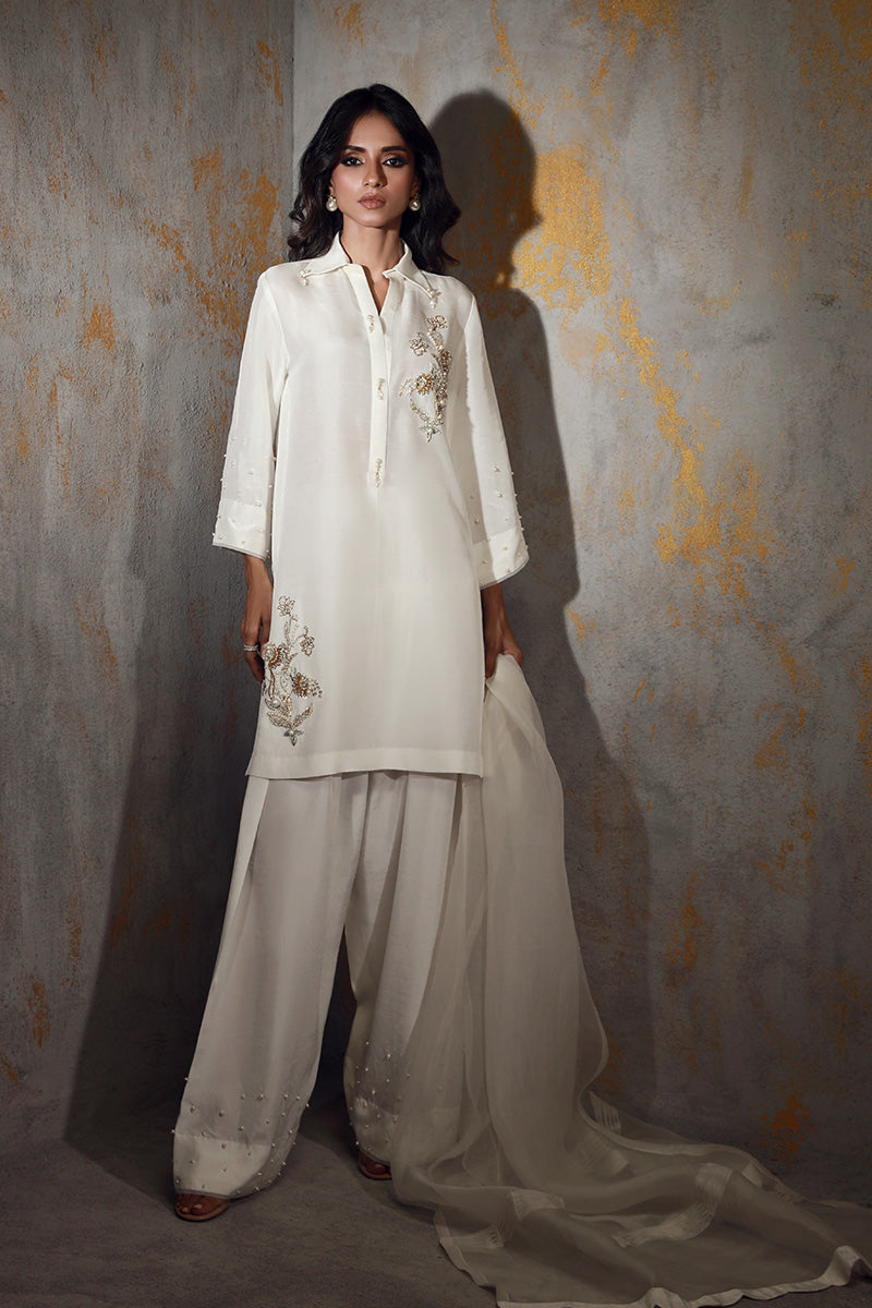 Wardha Saleem | Luxury Pret Traditional Wear | ZINA by Wardha Saleem - Designer Dress - Type: Ladies Clothes - Available at Libayah - 100% Original