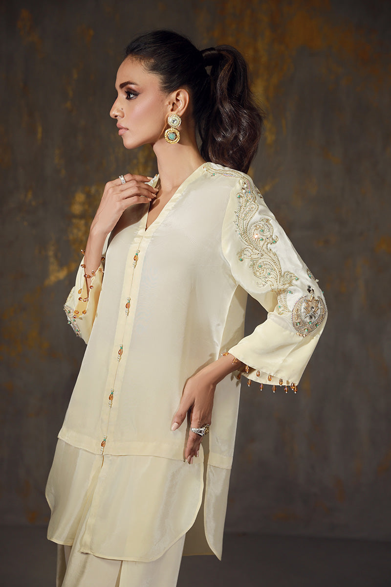 Wardha Saleem | Luxury Pret Traditional Wear | LAMIA by Wardha Saleem - Designer Dress - Type: Ladies Clothes - Available at Libayah - 100% Original