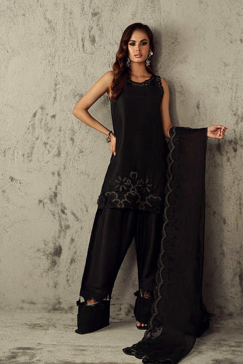 Wardha Saleem | Luxury Pret Fusion Wear | RULA by Wardha Saleem - Designer Dress - Type: Ladies Clothes - Available at Libayah - 100% Original