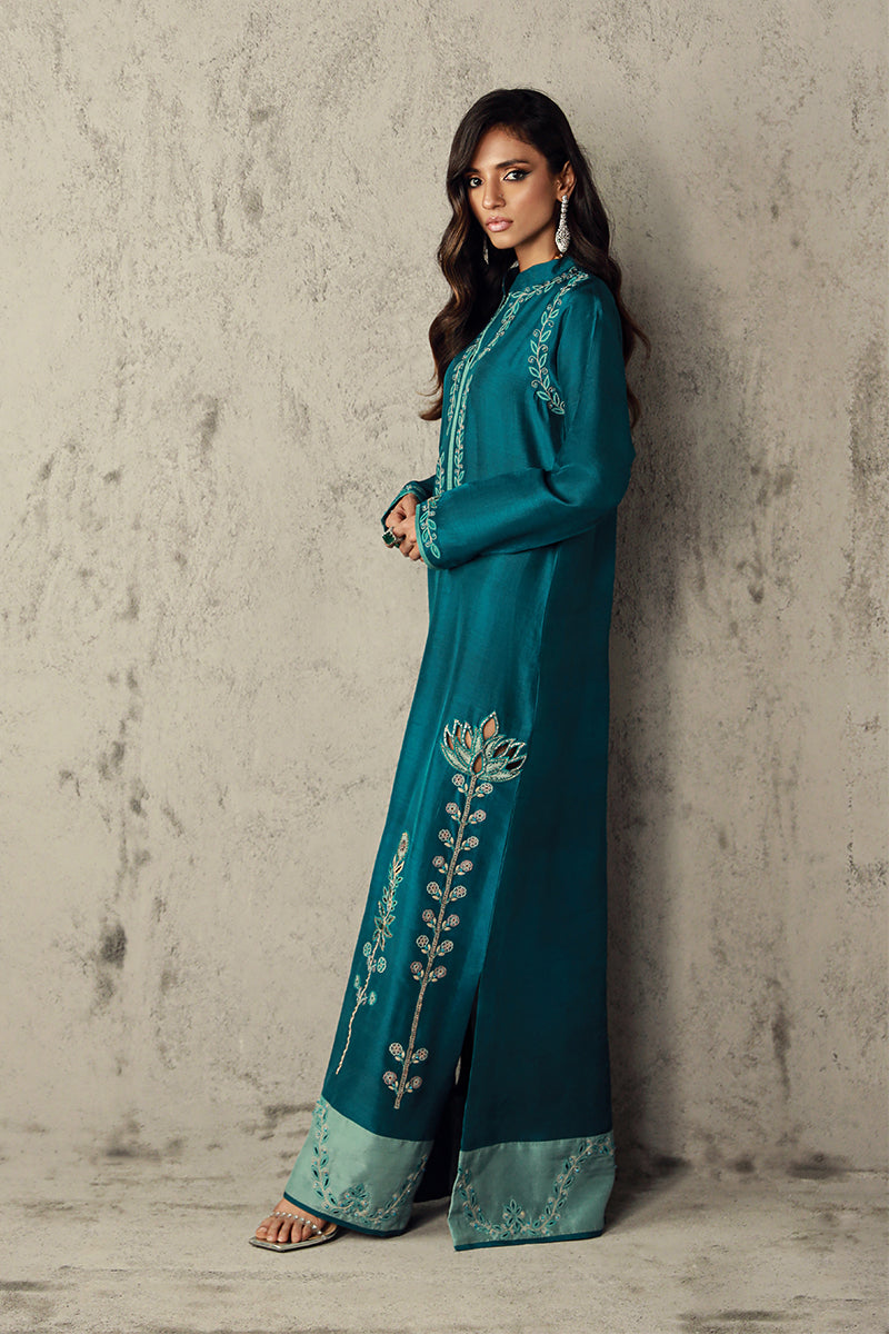 Wardha Saleem | Luxury Pret Traditional Wear | SAFAA by Wardha Saleem - Designer Dress - Type: Ladies Clothes - Available at Libayah - 100% Original