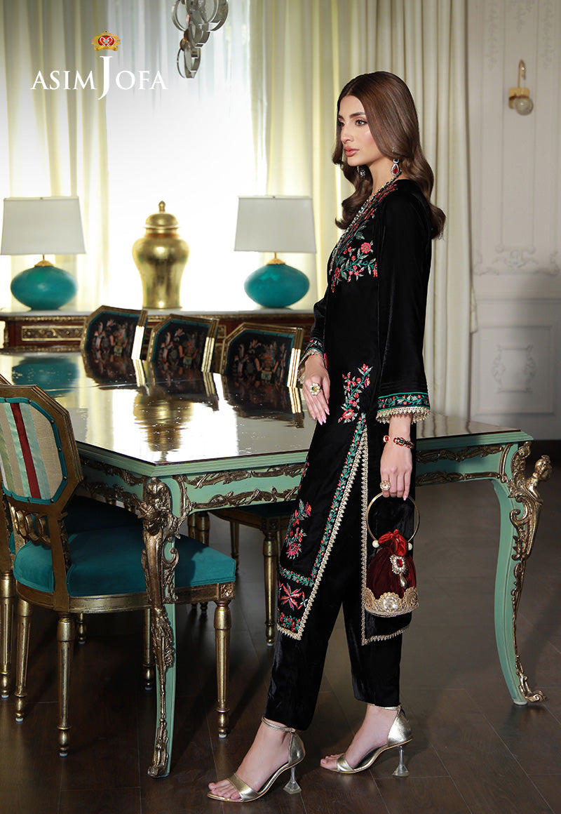 Asim Jofa | Velvet Edit | AJVG-01 by Asim Jofa - Designer Dress - Type: Ladies Clothes - Available at Libayah - 100% Original