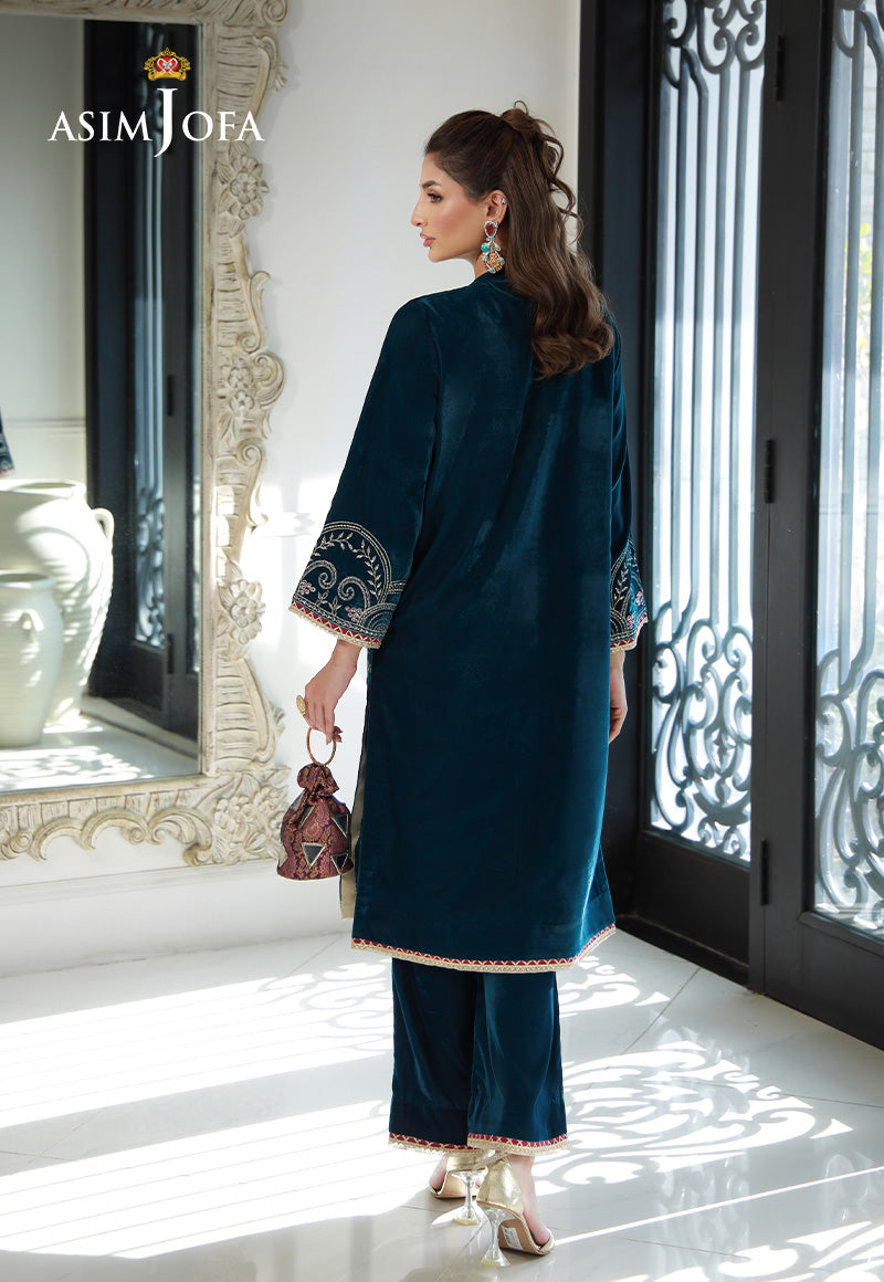 Asim Jofa | Velvet Edit | AJVG-09 by Libayah - Designer Dress - Type: Ladies Clothes - Available at Libayah - 100% Original