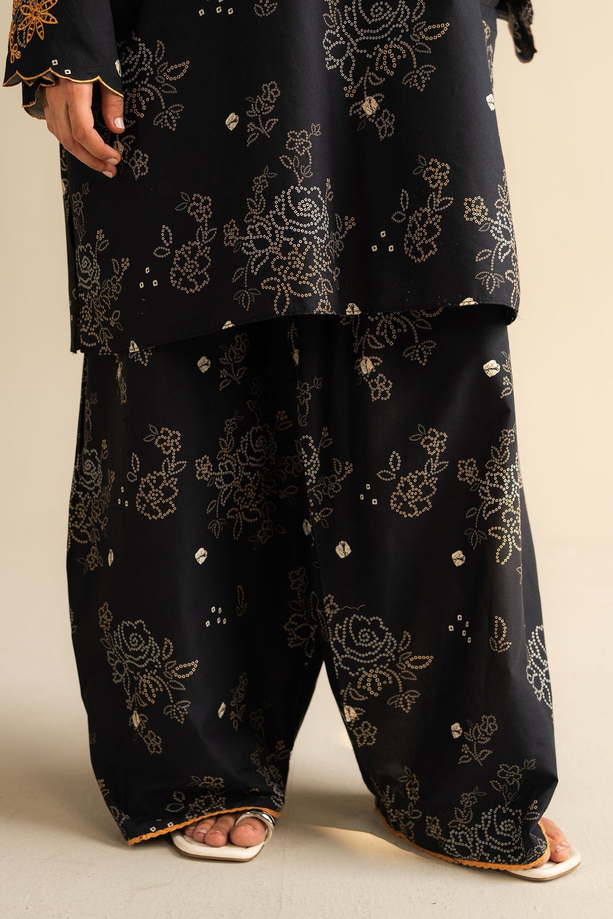 Zara Shahjahan | Love Coco SS 25 | CR25C0766 by Zara Shahjahan - Designer Dress  - Type : Ladies Clothes - Available at Libayah - 100% Original 