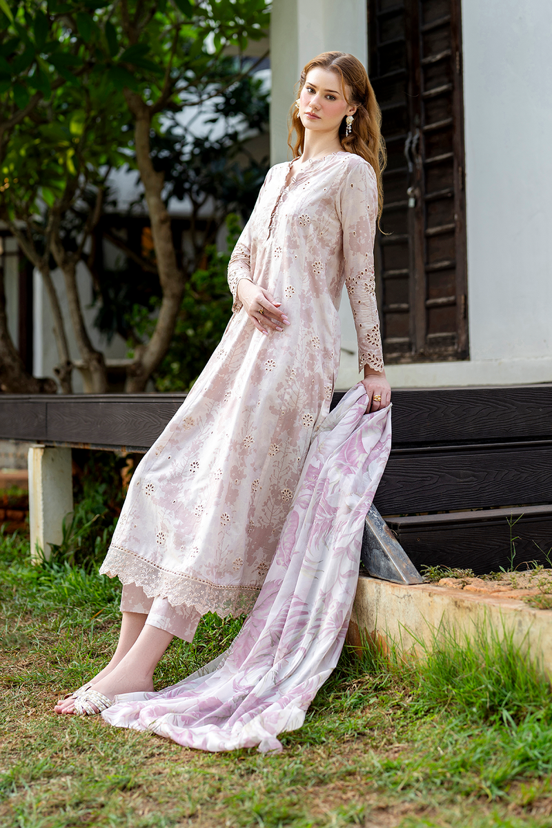 Iznik | lawn 26 | UE-526 by Iznik - Designer Dress  - Type : Ladies Clothes - Available at Libayah - 100% Original 