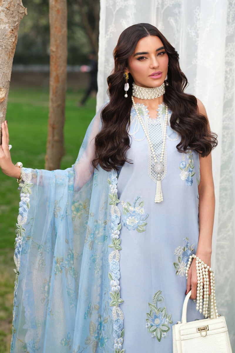 Maryam Hussain | Luxury Lawn 26 | Frost - Designer Dress - Type : Ladies Clothes - Available at Libayah - 100% Original