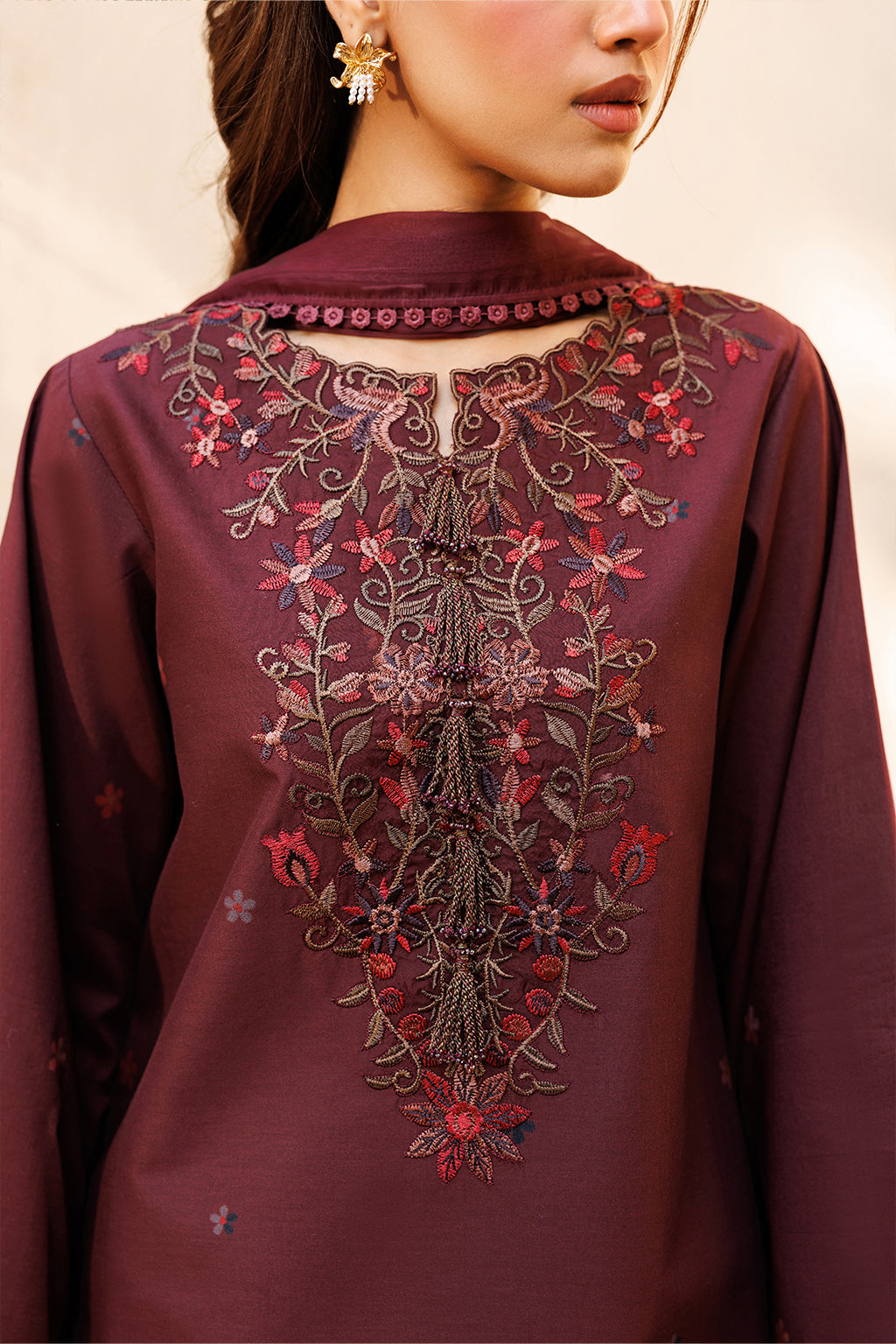 Iznik | Printed Lawn 26 | UE-666 Printed Lawn by Iznik - Designer Dress  - Type : Ladies Clothes - Available at Libayah - 100% Original 