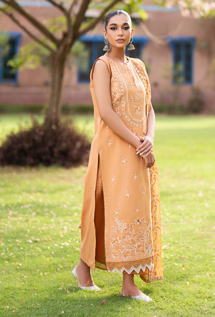 Humdum | Selin Lawn 25 | Selin - D07 by Humdum - Designer Dress - Type: Ladies Clothes - Available at Libayah - 100% Original