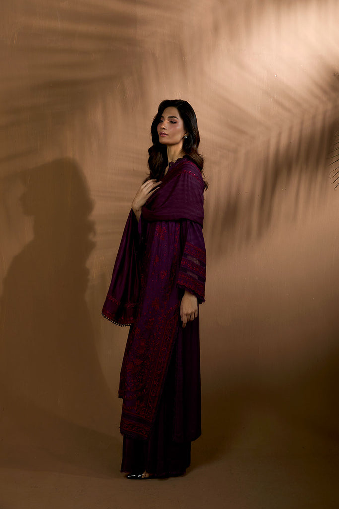 Sobia Nazir | Winter Shawl 25 | Design 2B by Sobia Nazir - Designer Dress - Type : Ladies Clothes - Available at Libayah - 100% Original 