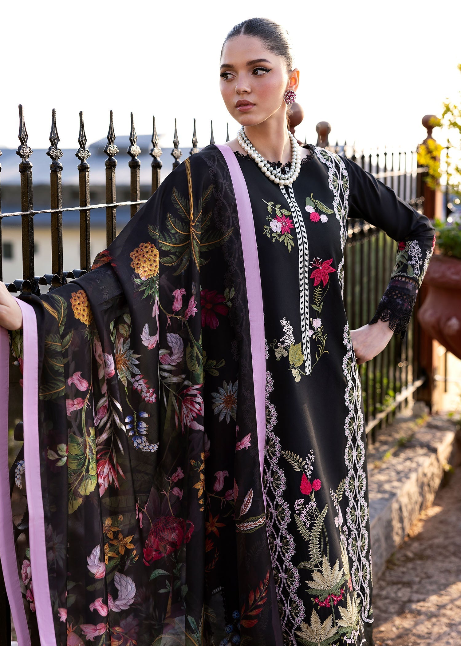 Saira Shakira | Bloom Lawn 25 | SAUVAGE 6-B by Saira Shakira - Designer Dress - Type: Ladies Clothes - Available at Libayah - 100% Original