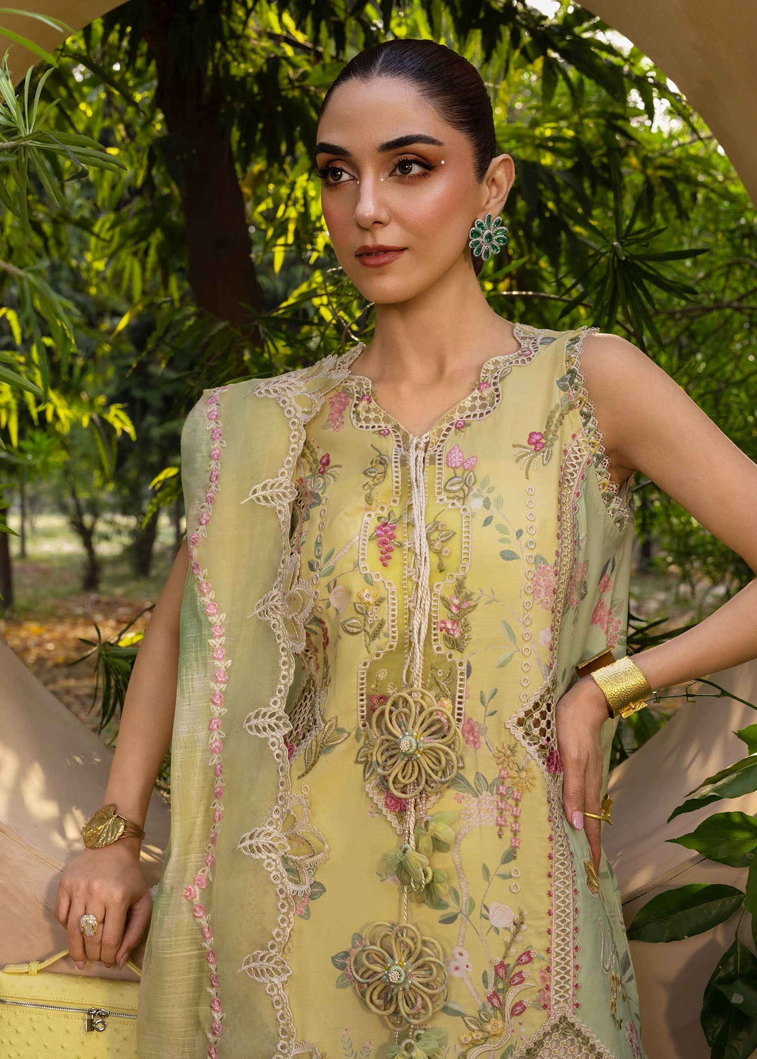 Crimson | Tasawar 25 | BONJOUR AND BLOOM - D4A by Crimson - Designer Dress - Type: Ladies Clothes - Available at Libayah - 100% Original