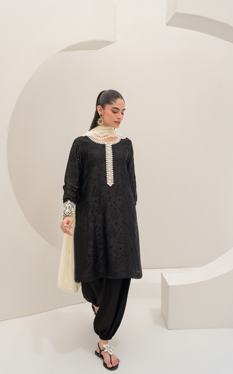 Sana Abbas | Ara Eid Luxe | Noir - by Libayah - Registered Vendor of : Sana Abbas - 100% Original Designer Dress