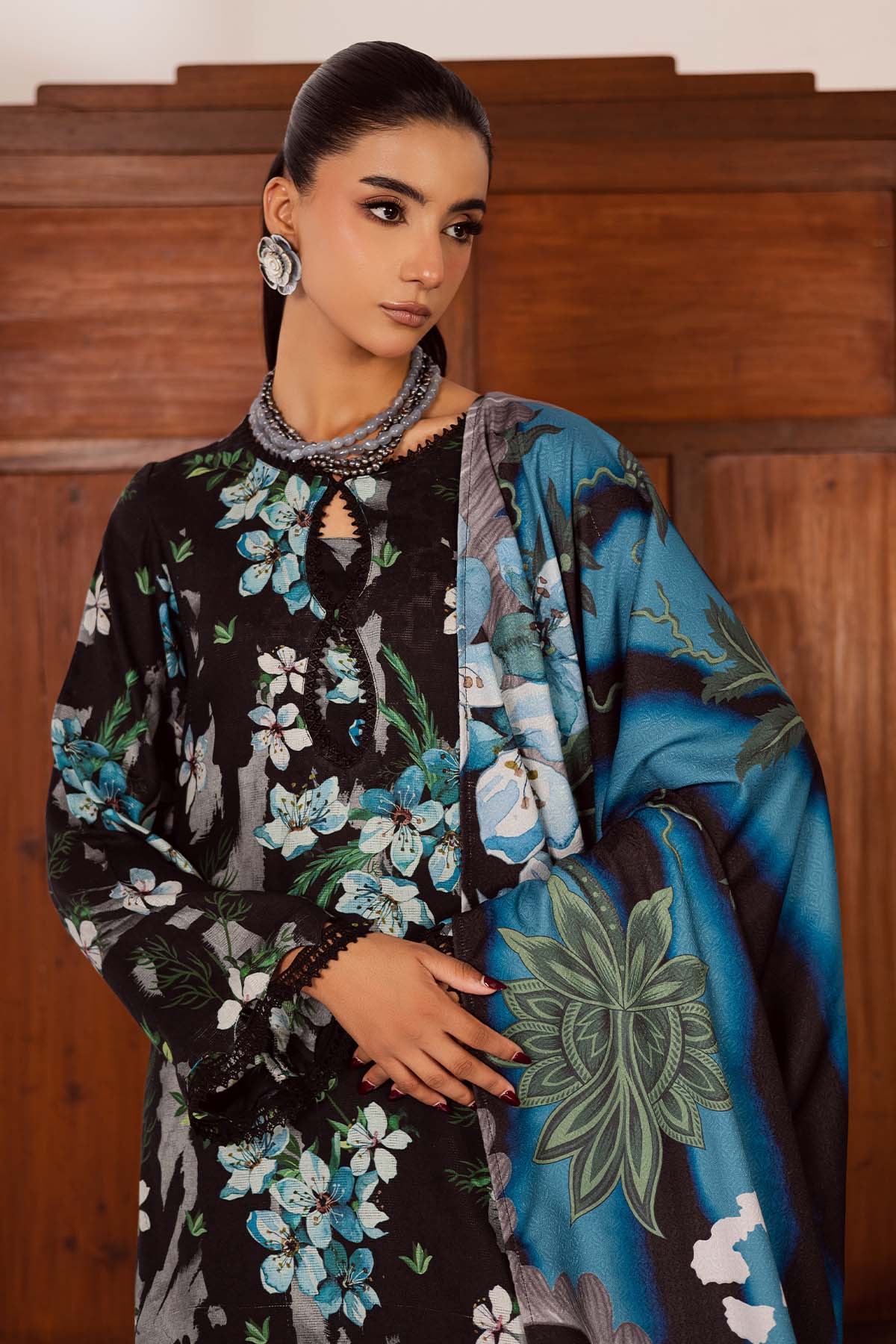 SP-194 – authentic Pakistani dress from the Nureh Linen Jacquard collection for women in the UK.