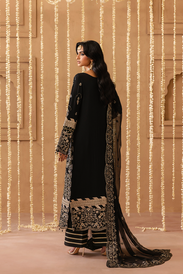SAHAR – authentic Pakistani formal dress from the Emaan Adeel Sheherzadi Formals 25 collection for women in the UK.