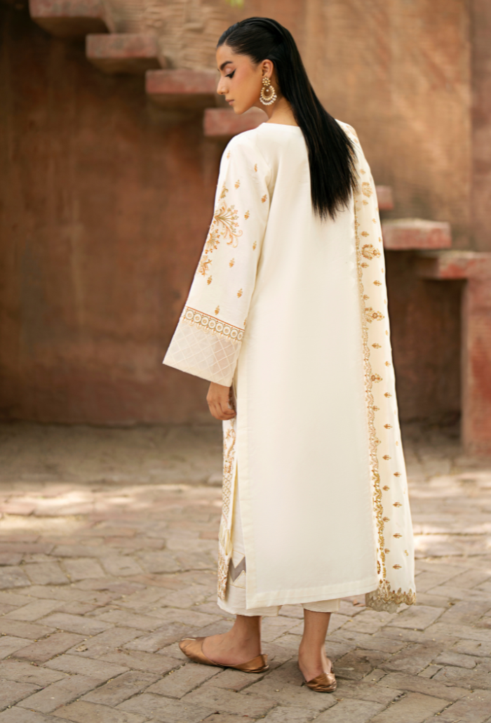 Humdum | Selin Lawn 25 | Selin - D02 by Humdum - Designer Dress - Type: Ladies Clothes - Available at Libayah - 100% Original