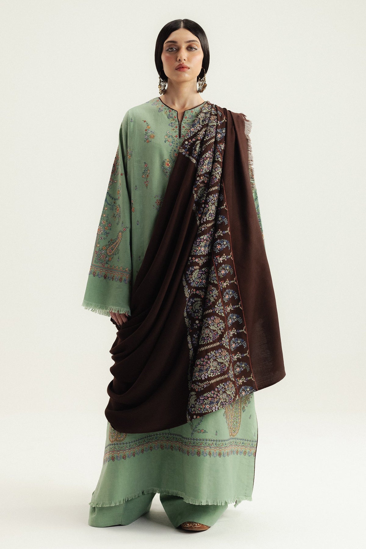 Keran – authentic Pakistani dress from the Zara Shahjahan Winter 25 collection for women in the UK.