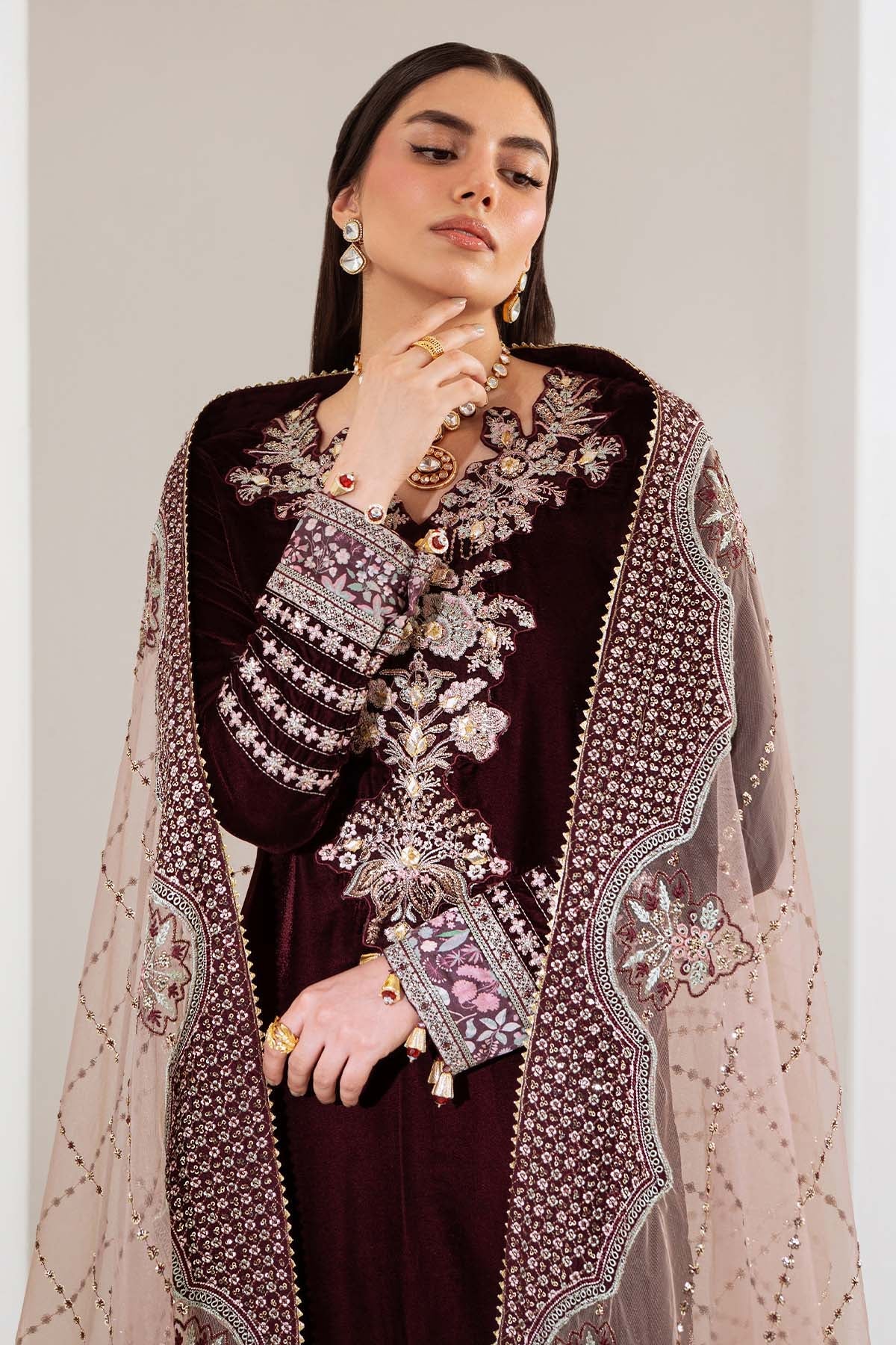 Nureh | Maya Velvet | NW-110