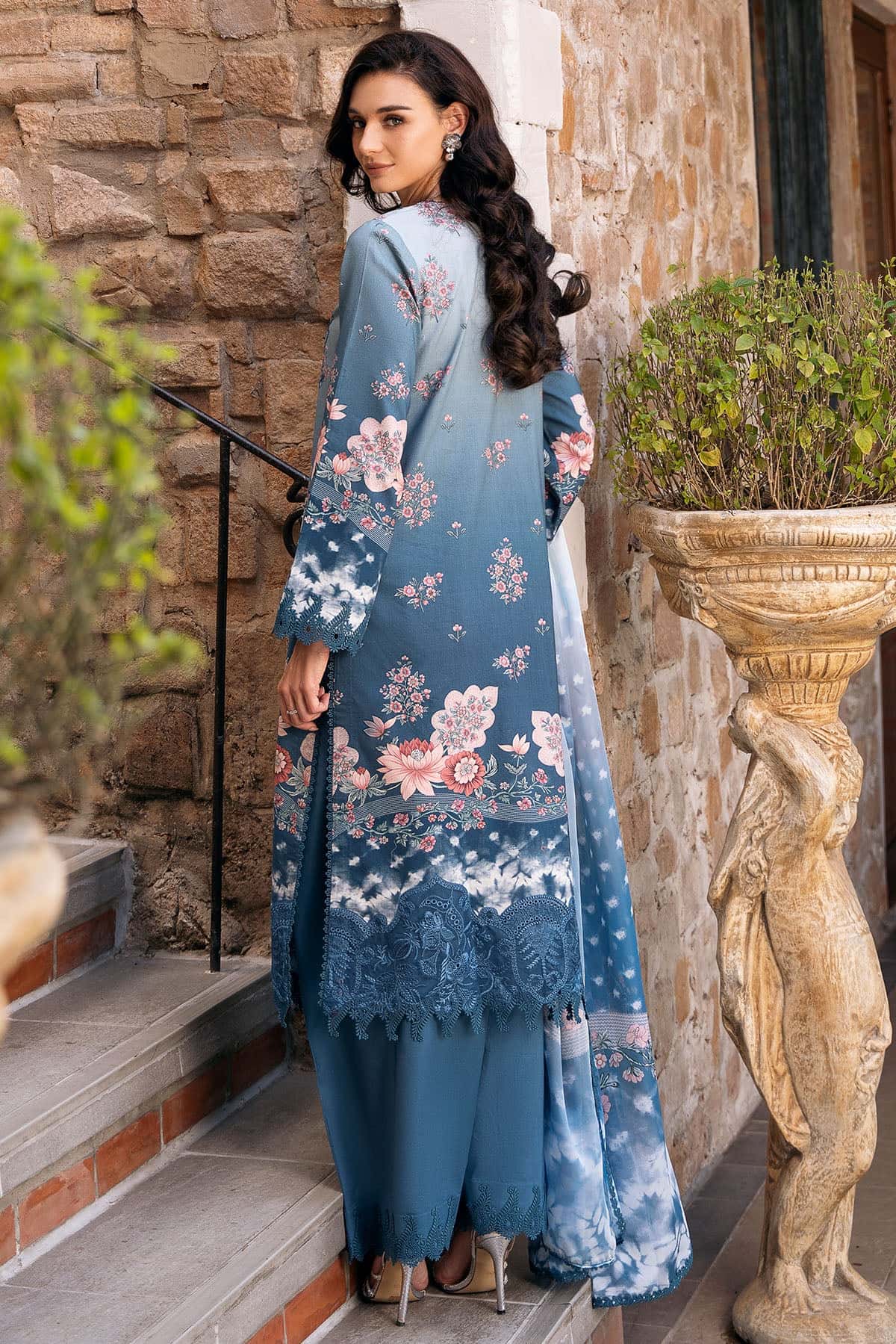 Afrozeh | Damask The Holiday Edit 25 | Seraphina A by Afrozeh - Designer Dress - Type: Ladies Clothes - Available at Libayah - 100% Original