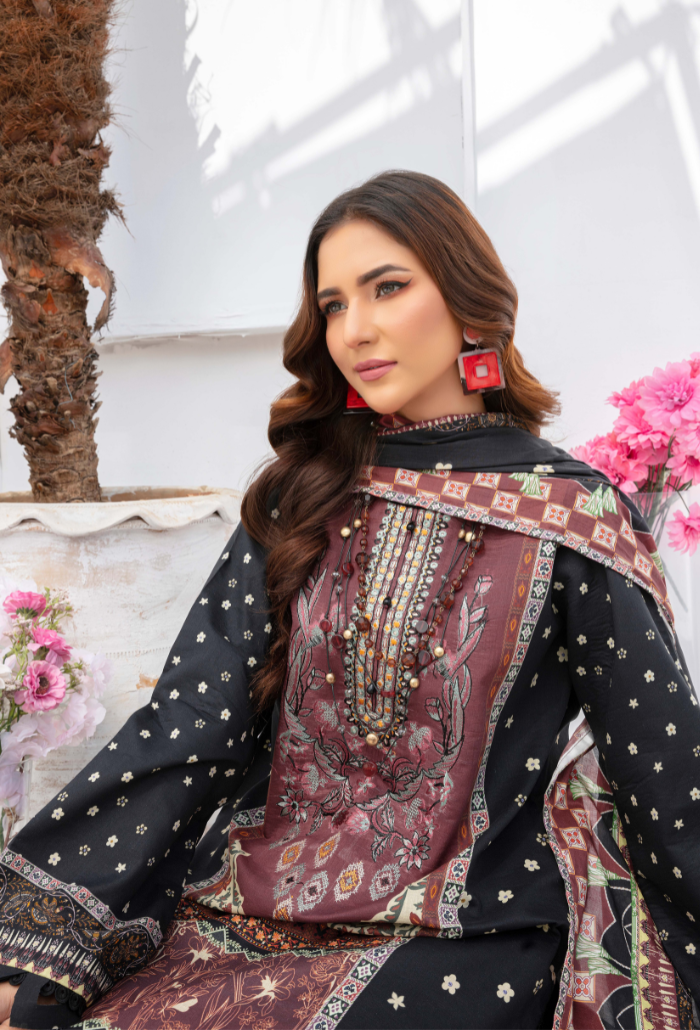 Humdum | Saira Bano Lawn 24 | D09 by HumDum - Designer Dress - Type: Ladies Clothes - Available at Libayah - 100% Original