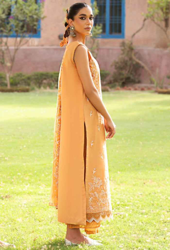 Humdum | Selin Lawn 25 | Selin - D07 by Humdum - Designer Dress - Type: Ladies Clothes - Available at Libayah - 100% Original