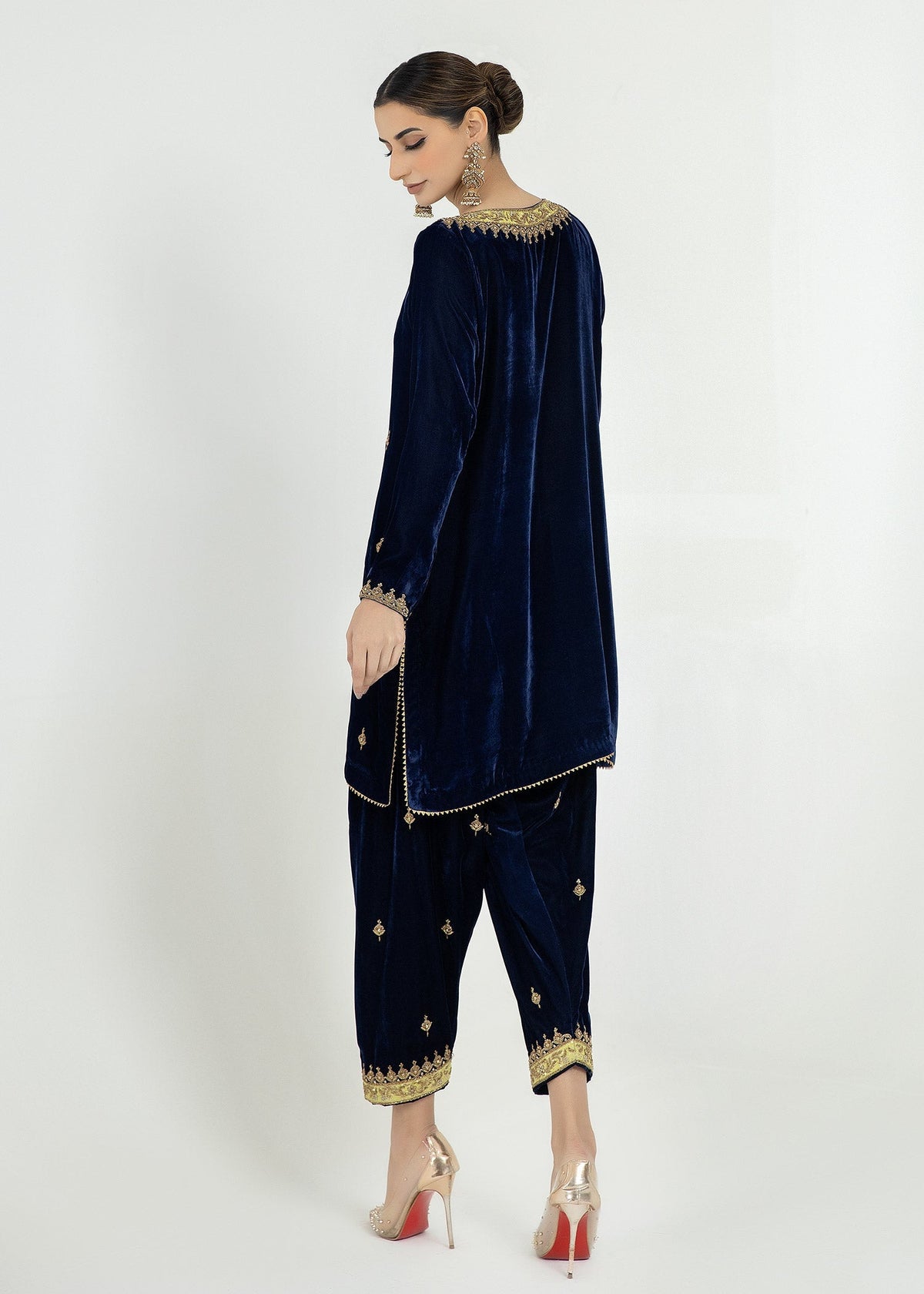 Purple Haze Pret Studio | Apsara Formals | Kyanite by Purple Haze - Designer Dress - Type: Ladies Clothes - Available at Libayah - 100% Original