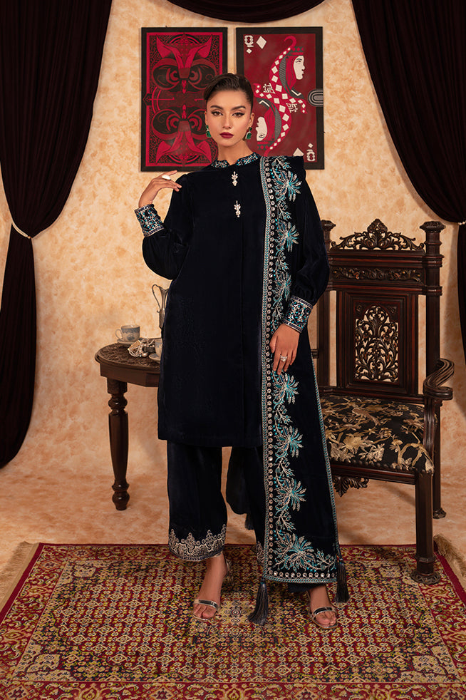 Fozia Khalid | Velvet Deck | Spade by Fozia Khalid - Designer Dress - Type: Formal - Available at Libayah - 100% Original
