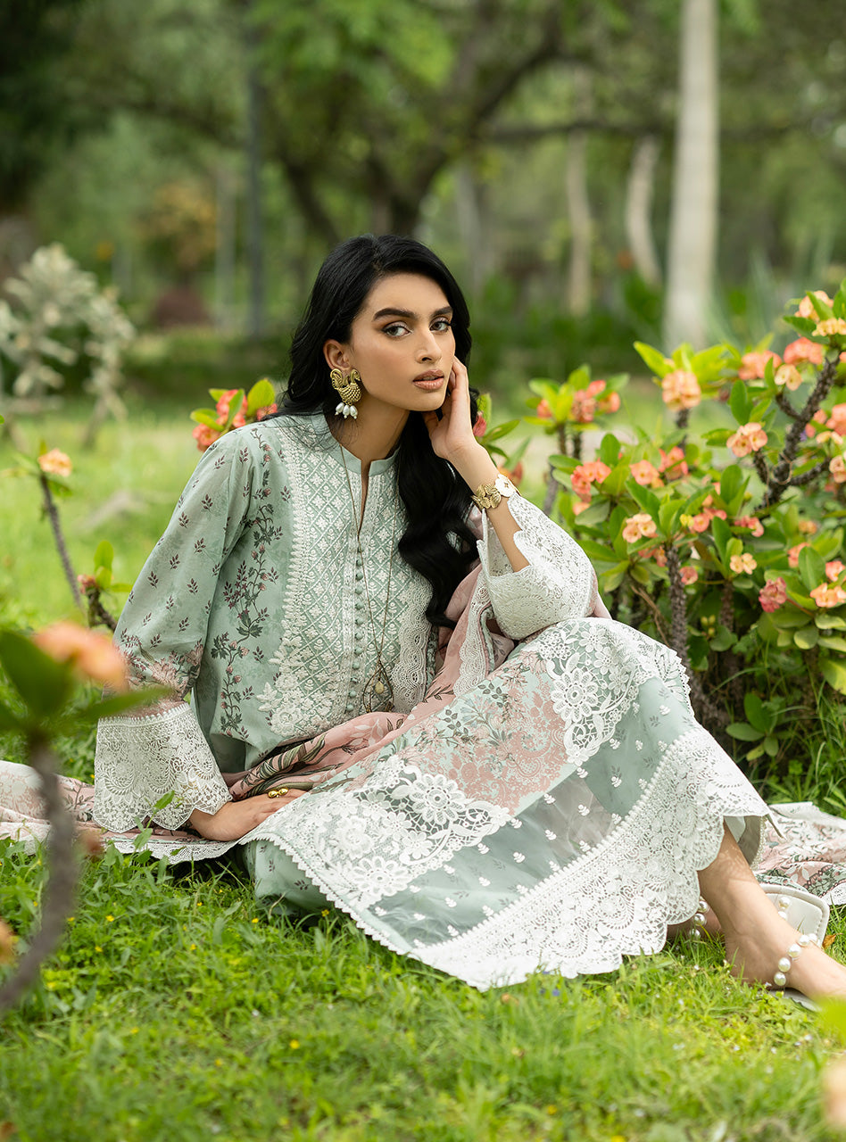 Zainab Chottani | Luxe Lawn 26 | Ivie - 13 by Zainab Chottani - Designer Dress  - Type : Ladies Clothes - Available at Libayah - 100% Original 