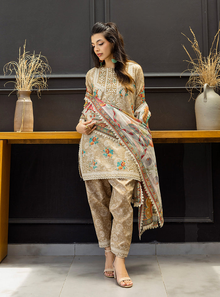 Zainab Chottani | Tahra Lawn 25 | Aymah by Zainab Chottani - Designer Dress - Type: Ladies Clothes - Available at Libayah - 100% Original