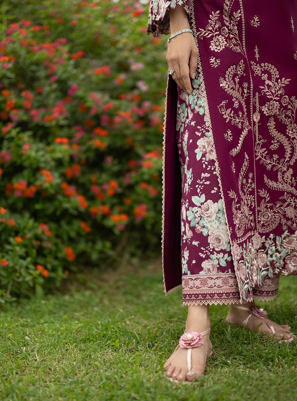 Zainab Chottani | Luxe Lawn 26 | Soma - 07 by Zainab Chottani - Designer Dress  - Type : Ladies Clothes - Available at Libayah - 100% Original 