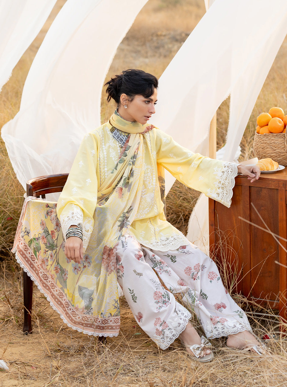 Zainab Chottani | Spring Summer Lawn 26 | Mahyr 04 by Zainab Chottani - Designer Dress - Type : Luxury Dress - Available at Libayah - 100% Original