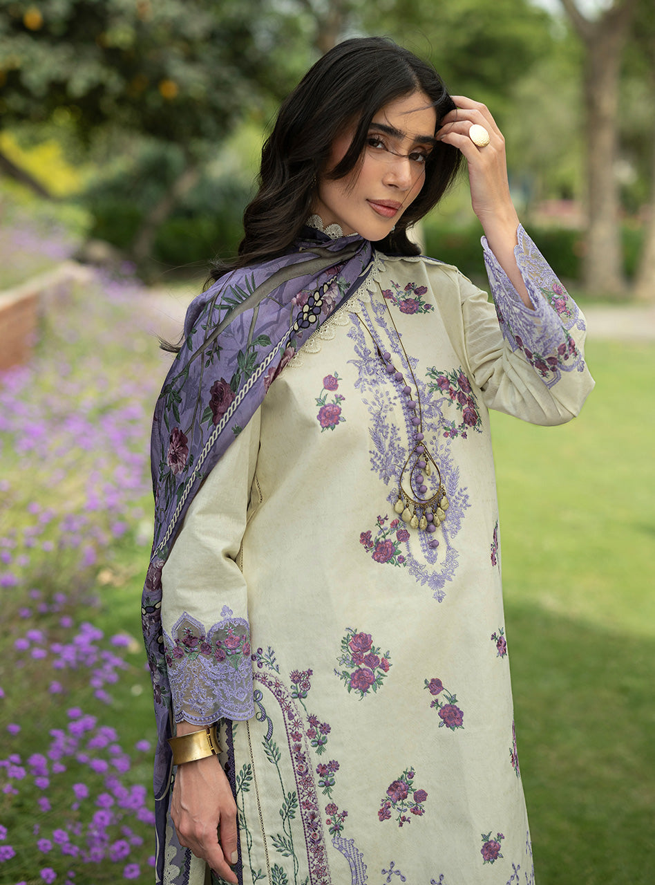Zainab Chottani | Luxe Lawn 26 | Kyra - 04 by Zainab Chottani - Designer Dress  - Type : Ladies Clothes - Available at Libayah - 100% Original 