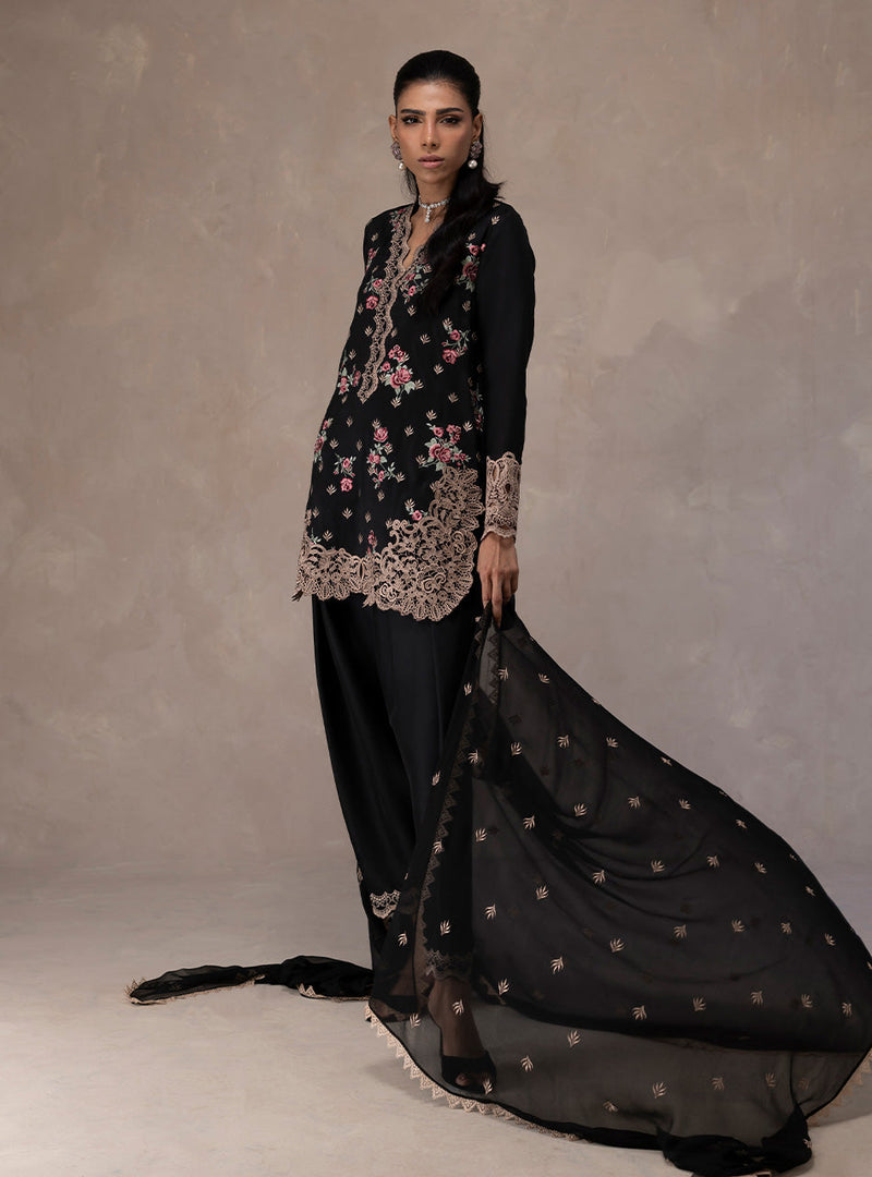Zainab Chottani | Eid Edit 26 | Midnight Rose by Zainab Chottani - Designer Dress  - Type : Ladies Clothes - Available at Libayah - 100% Original 