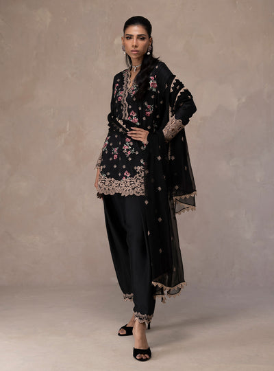Zainab Chottani | Eid Edit 26 | Midnight Rose by Zainab Chottani - Designer Dress  - Type : Ladies Clothes - Available at Libayah - 100% Original 