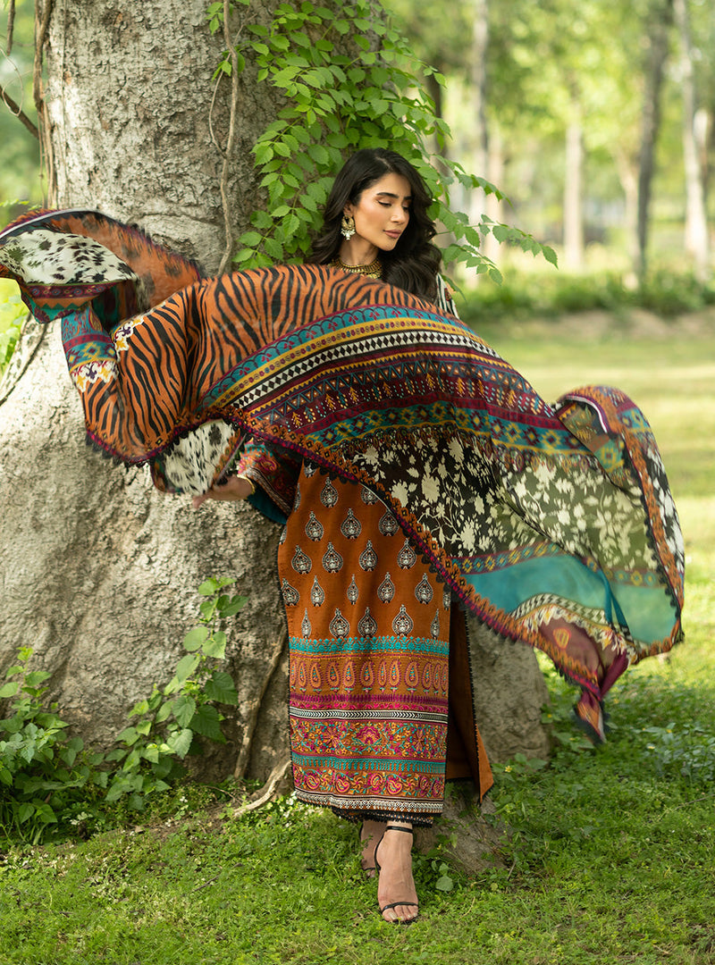 Zainab Chottani | Luxe Lawn 26 | Erin - 11 by Zainab Chottani - Designer Dress  - Type : Ladies Clothes - Available at Libayah - 100% Original 
