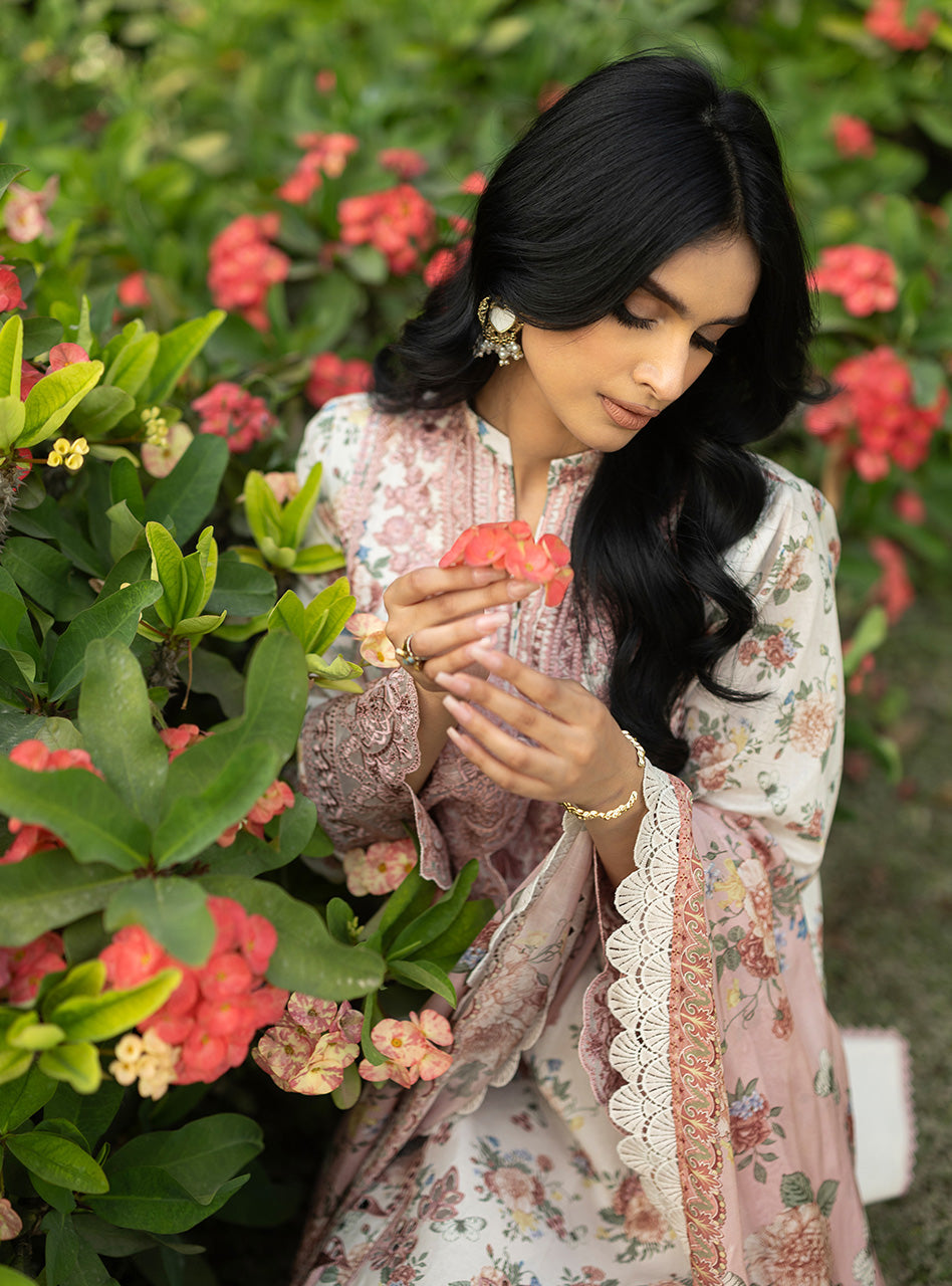Zainab Chottani | Luxe Lawn 26 |Ilsa - 14 by Zainab Chottani - Designer Dress  - Type : Ladies Clothes - Available at Libayah - 100% Original 